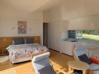Lush Pastures Hotels in Wirrina Cove