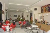 Cherry Villa Hotels in Vy Da