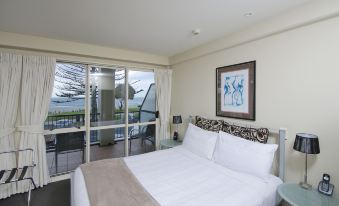 Pavilion Beachfront Apartments