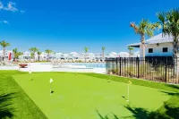 Sandy Cheeks Hotels in Orange Beach