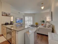 Ocean View Oasis next to Beach and Convention Center with free parking