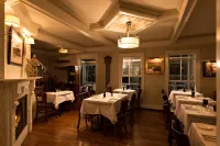 Crowne Pointe Historic Inn Adults Only - Morgenmad