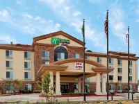 Holiday Inn Express & Suites FRESNO NORTHWEST-HERNDON by IHG Hotels in Fresno