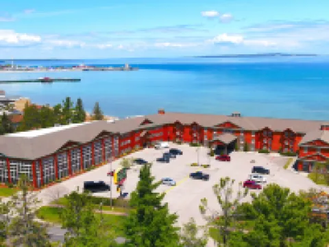 Bridge Vista Beach Hotel and Convention Center Hotels in Mackinaw Township