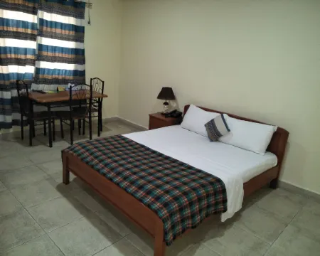 Diana Hotel Hotels in Monrovia