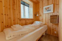 Lítlastova - A Charming Boathouse Getaway