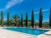 Hotel et Appartements Domaine des Clos - Teritoria Hotels in Beaucaire