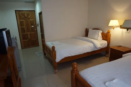 Pornnarumirt Hotel Отели в г. That Phanom