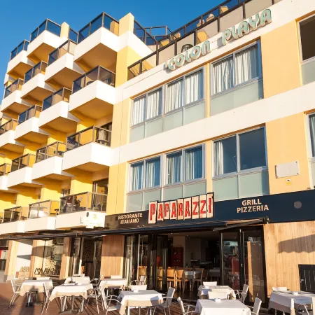 Apartamentos Colón Playa