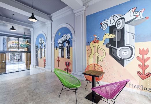 로마 호텔 주변 거리 모습 이미지