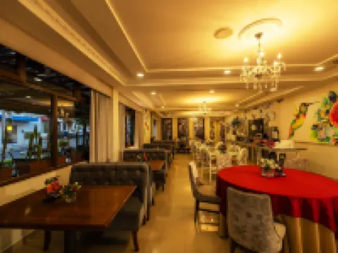 Quindeloma Art Hotel And Gallery Hoteles en Riobamba