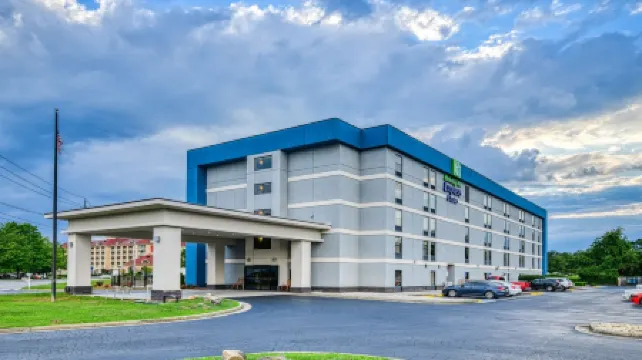 Holiday Inn Express & Suites PIGEON FORGE/NEAR DOLLYWOOD by IHG