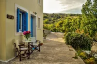 Mainades Maisonettes & Studios - Andros Serene Escape