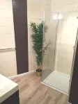 Luxury Large 4 Beds, 3 Balconies, 110 m2 - Parking Hotels in Alzingen