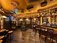 Tara Hotel - bars