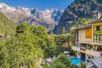 Gran Baita Hotel & Wellness - Pools