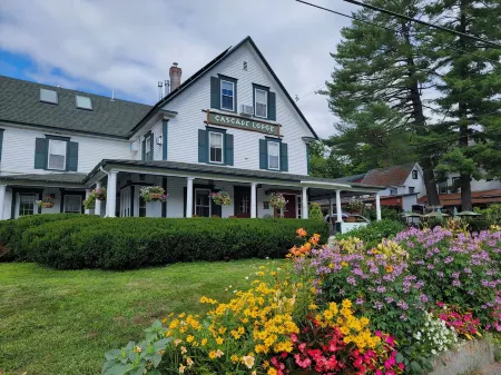 Woodstock Inn, Station and Brewery