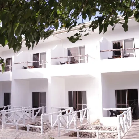 Meili Beach Resort