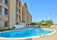Comfort Inn Airport Hotels in Hollins