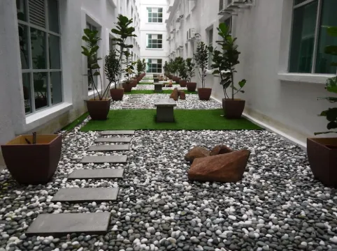 D Hotel Hotel di Seri Iskandar