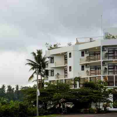 Grand 7 Hotel Kesbewa Hotel Exterior