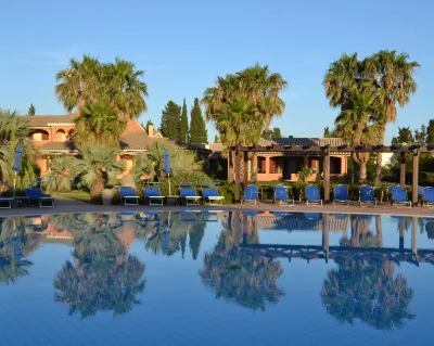Lantana Resort Hotel&Apartments