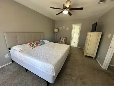 New Braunfels & San Antonio! Best of both worlds!
