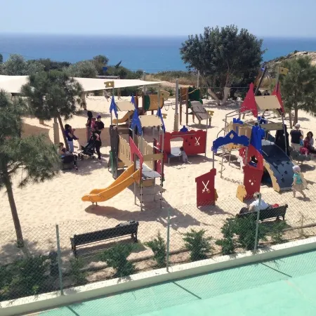 Theseus Village -2 Bed Apartment with Pool View, Aphrodite Hills Resort, Kouklia