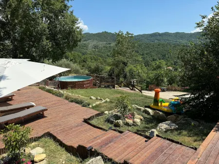 Agriturismo Tre Casali Отели в г. Бовилле-Эрника