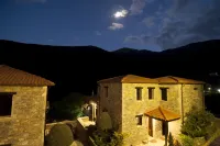 Ostra Menalon Luxury Suites Hotels in Vytina