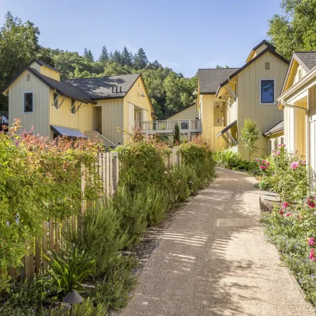 Farmhouse Inn
