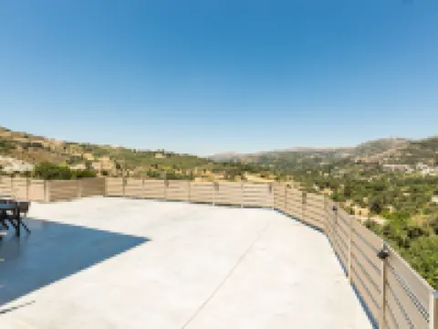 Panorama Luxury Rooms Hoteles en Lampi