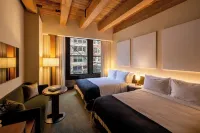 Populus Seattle Hotels in Pioneer Square