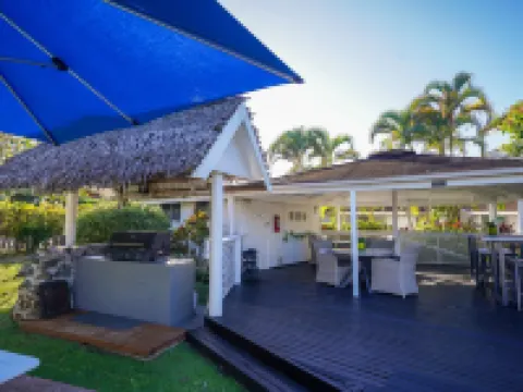 The Black Pearl Beachside Apartments Hotels in Arorangi