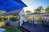 The Black Pearl Beachside Apartments Hotels in Ngatangiia