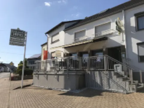 ペンション ＆ ガストスタット ハンデルスホフ のホテル