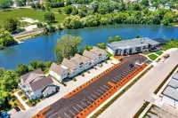 Watershed Hotel Hotels in Sheboygan