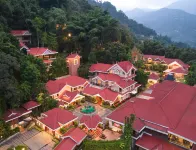 Mayfair Spa Resort & Casino Отели в г. 