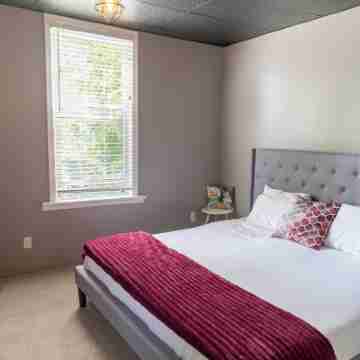 The Bala Bay Inn Rooms