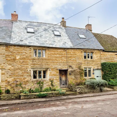 Charming 2Bd Cottage in the Heart of Kingham!