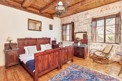 コトル ネスト のホテル