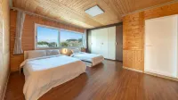 Yeosu La Rosa Private Pool Villa Pension - Bergblick