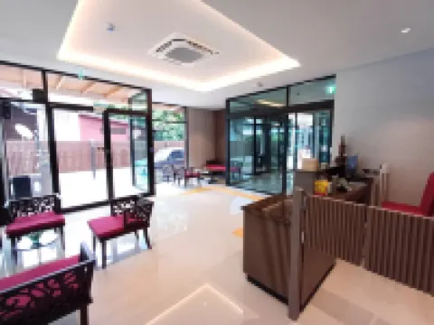 Wiang Nakara Hotel, Chiang Mai
