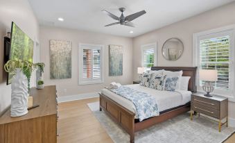 Steps to Ice Plant Downtown Fire Pit Parking