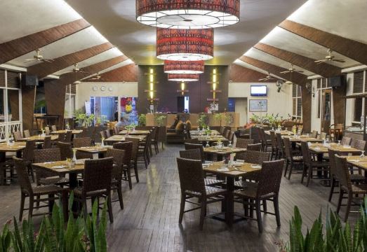 5. 아사나 비아크 ..