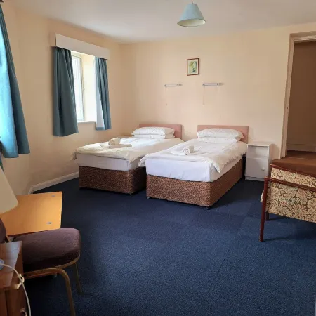 House in Historic Village - Sleeps 6