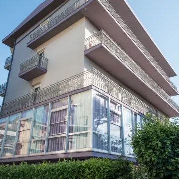 Soberana del Mar Beachfront Villa - Housity