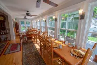 Phineas Swann Inn & Spa Hotels in Jay