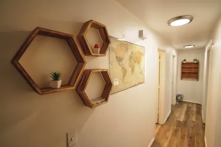 Wooded river retreat near Mt. Bachelor and Bend Отели в г. Три Риверс