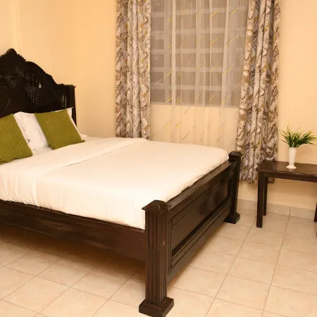 Apartment Sleeps 4 with Two Bathrooms
